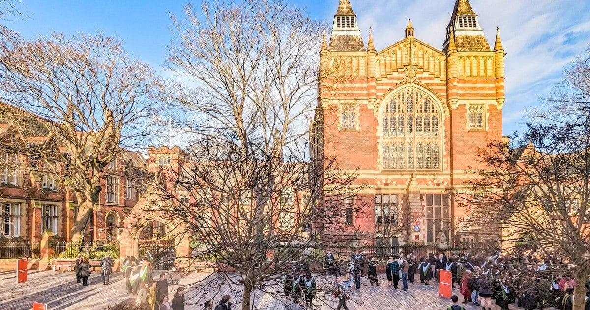 alt text: University of Leeds