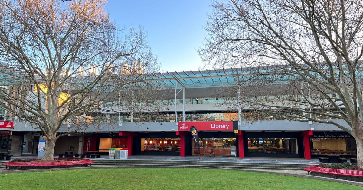 Hoc Bong La Trobe University