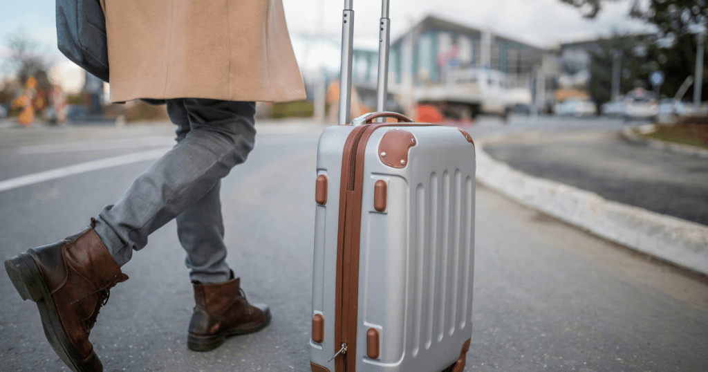 Bạn nên mang gì khi đi du học? Hướng dẫn soạn vali du học