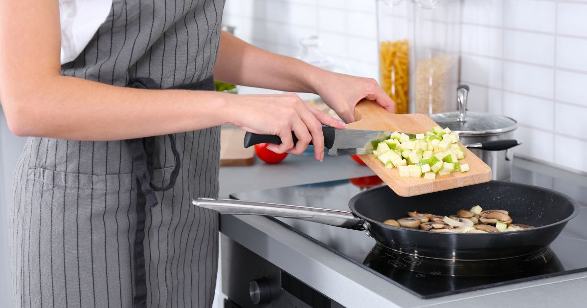 Tiet Kiem Chi Phi Du Hoc Uc bằng việc tự nấu ăn